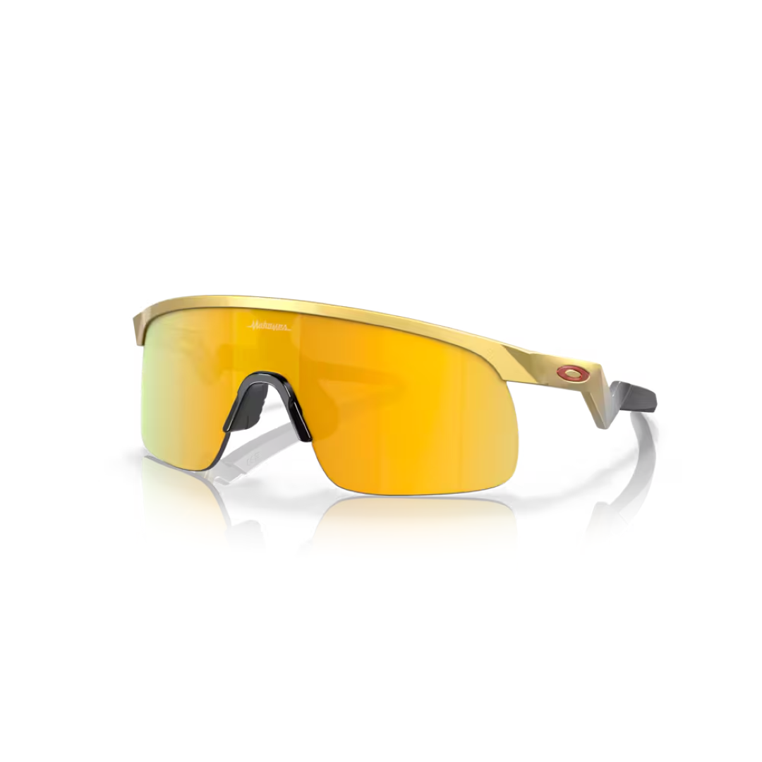 OAKLEY RESISTOR YOUTH FIT GOLD PRIZM 24 K PATRICK MAHOMES II COLLECTION