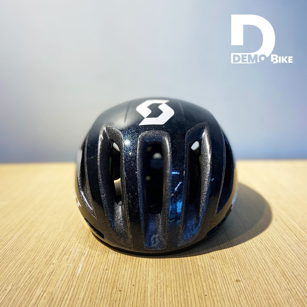 SCOTT CADENCE PLUS LIGHTWEIGHT AERO RACING DEMO HELMET